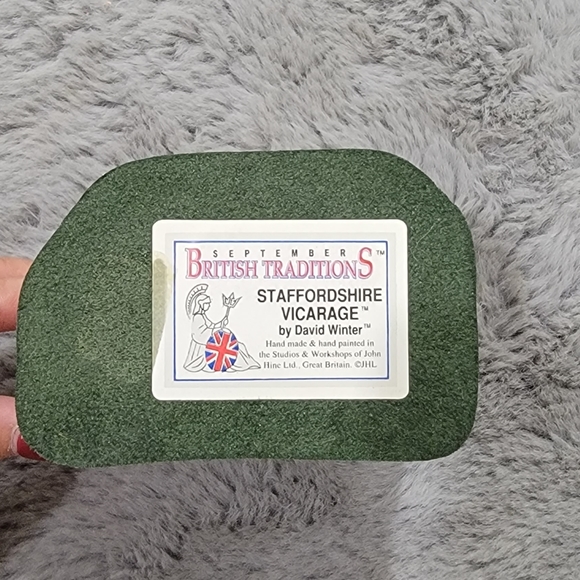 David Winter Staffordshire Vicarage Cottage - Picture 3 of 3